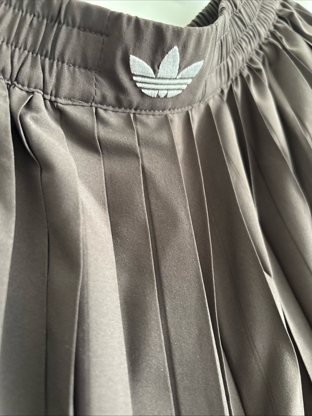Adidas palazzo pants dark brown - Picture 4 of 6